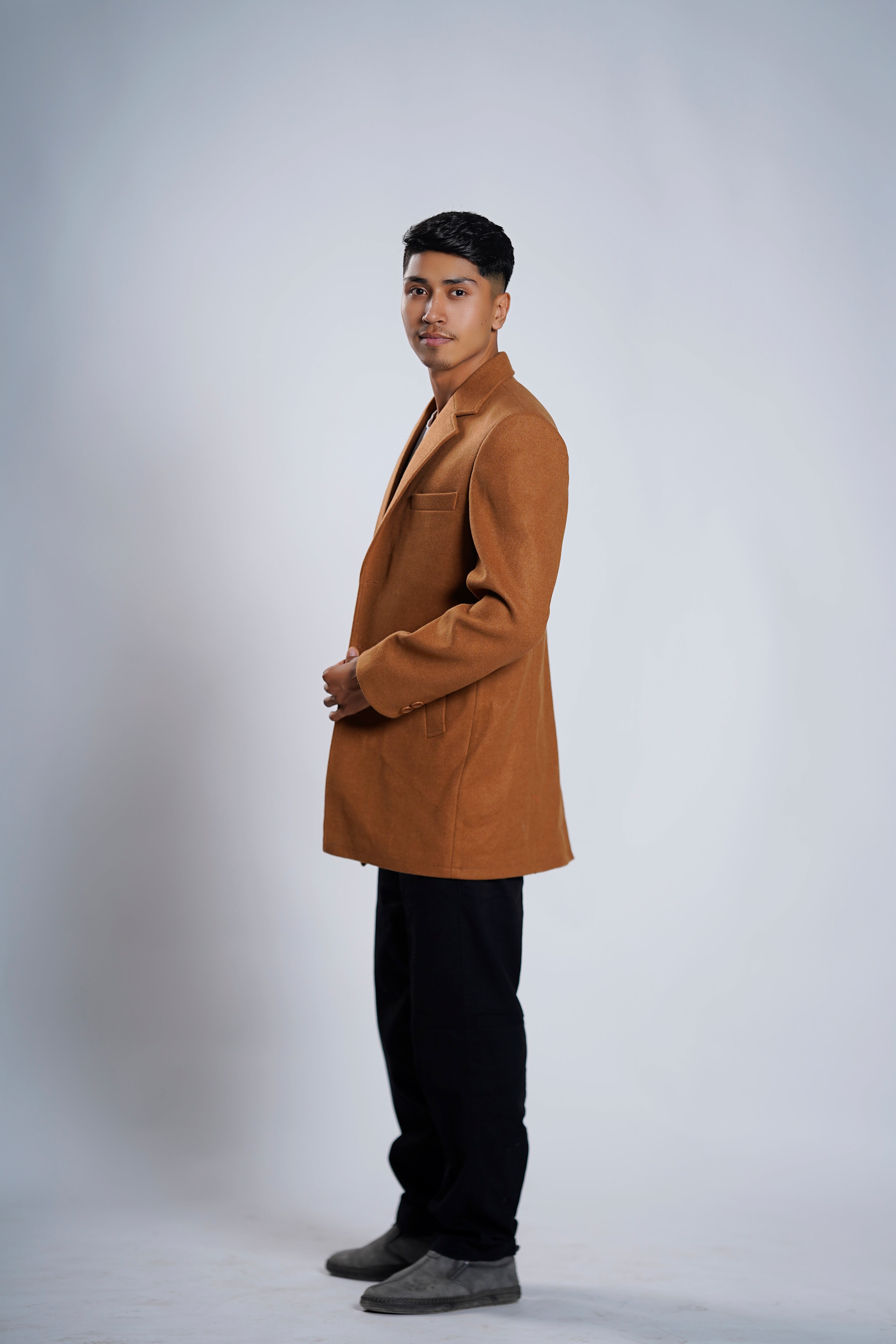 Men's Camel Wool Blend Overcoat – Classic Tailored Mid-Length Winter Coat