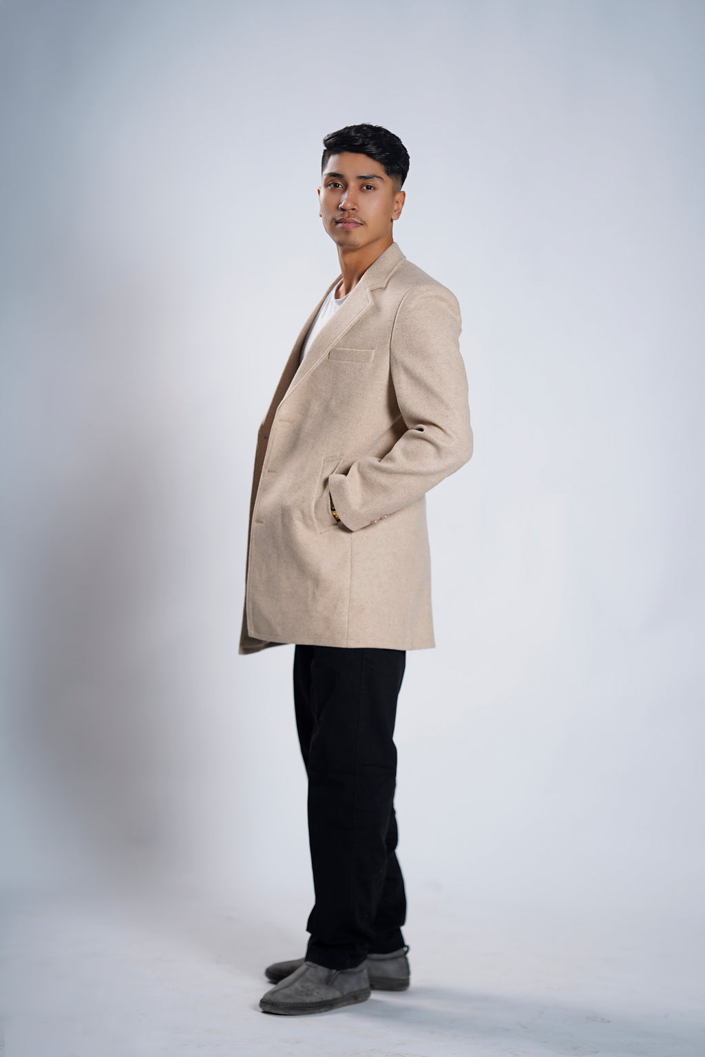 Men's Beige Wool Blend Overcoat – Classic Tailored Mid-Length Winter Coat