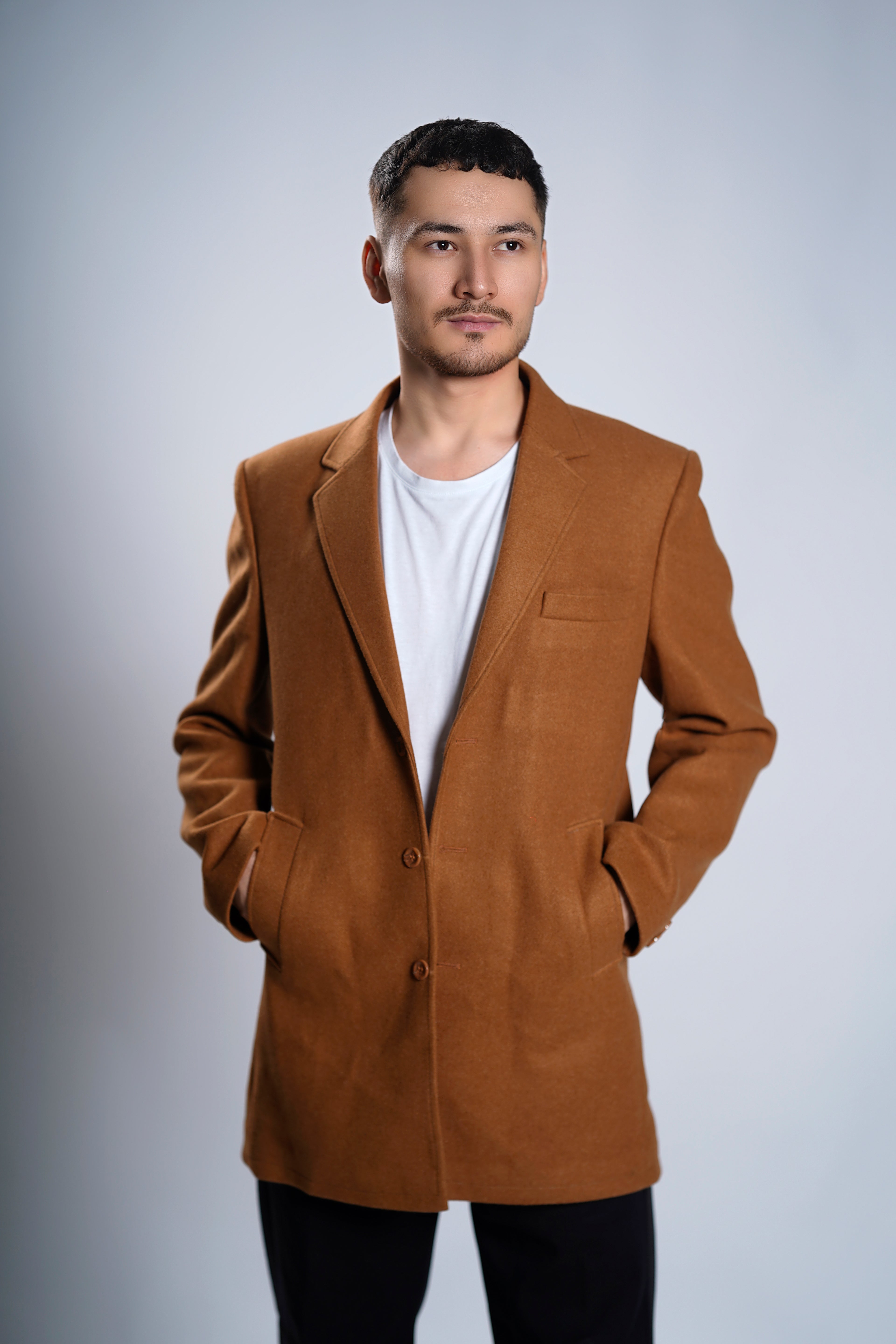 Men's Camel Brown Wool Blend Overcoat – Classic Tailored Mid-Length Winter Coat