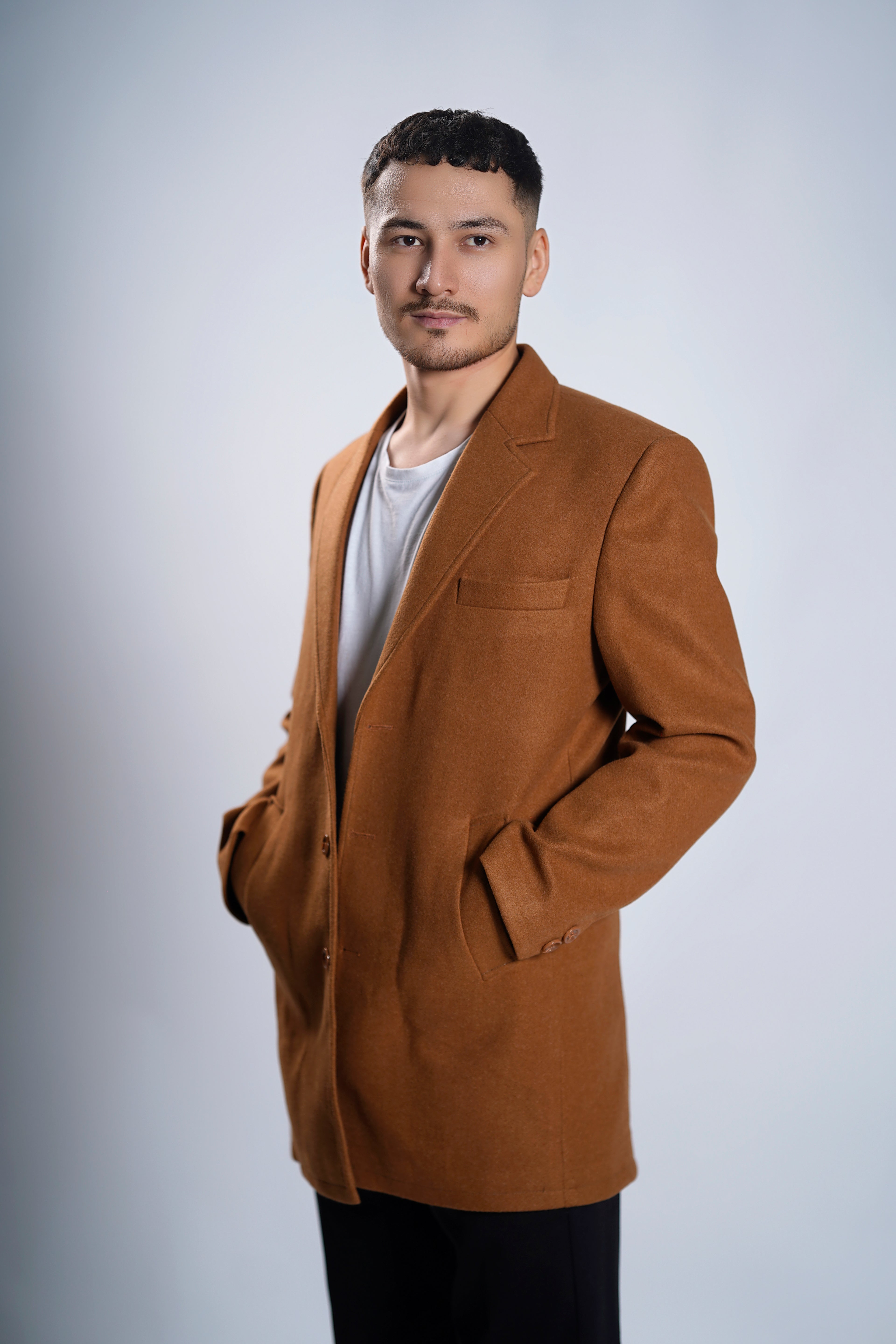 Men's Camel Brown Wool Blend Overcoat – Classic Tailored Mid-Length Winter Coat